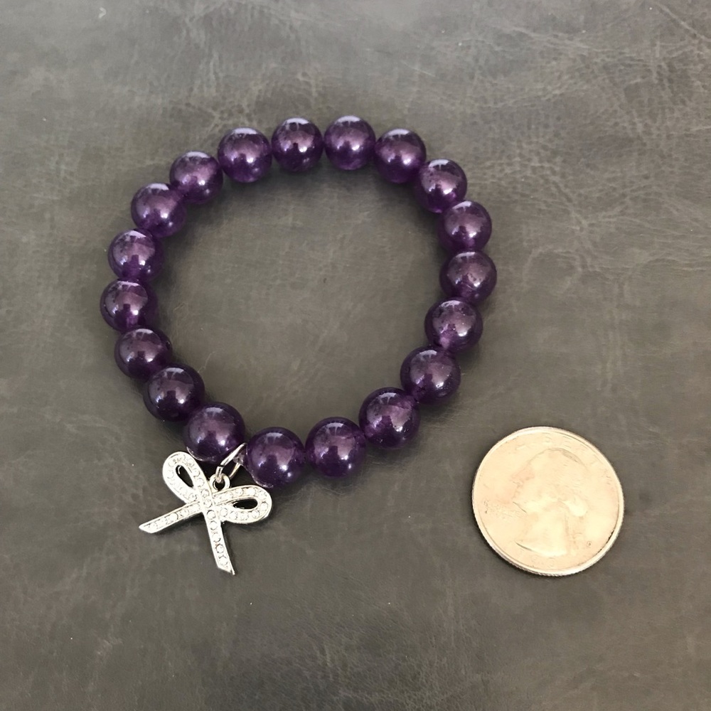 Stretchy bracelet Genuine amethyst beads w charm